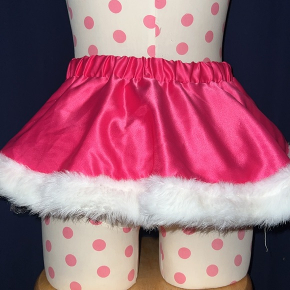 🎅🏼❤️ Victoria’s Secret NWT RARE Sexy Little Things Santa Skirt ❤️🤍‼️ - Picture 4 of 8